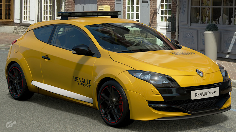 meganesc.jpg