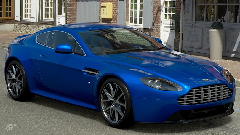 v8vantage.jpg