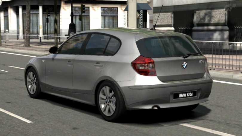 BMW120D04R.jpg